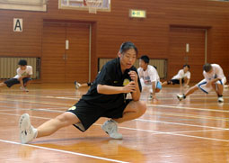 写真：エース講師も準備中