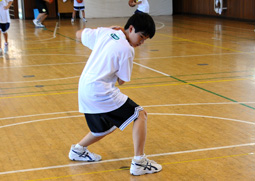 写真：ピボットをふんで