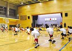 基本姿勢の練習。壮観です！